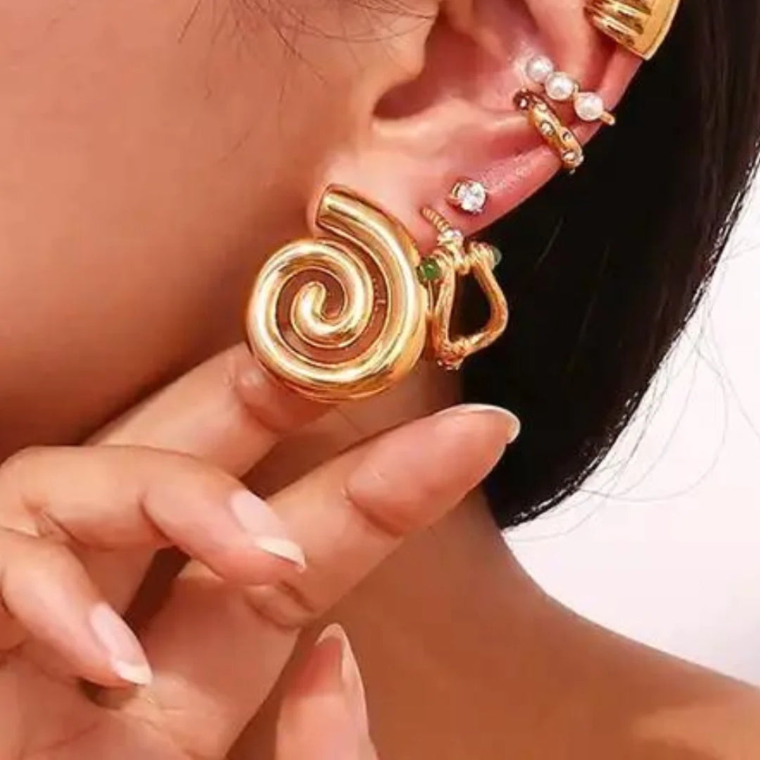 SWIRL EARRINGS